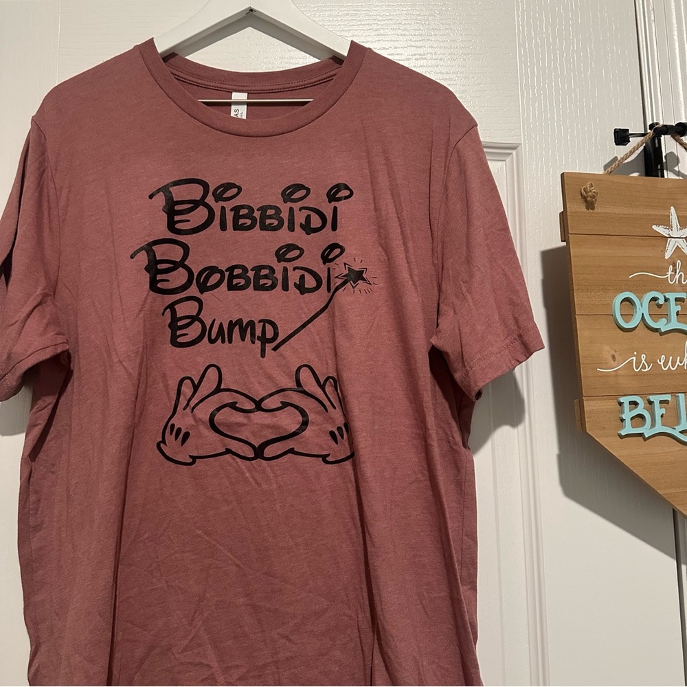 Disney Theme Bibbidi Bobbidi Bump T Shirt in Mauve EUC Sz XL Bella Canvas